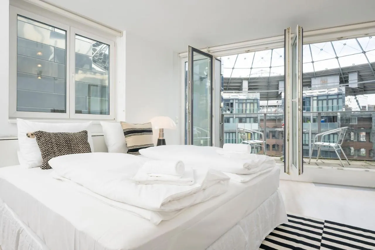 Urban Studio Gasometer By Ichbucheat Apartment Vienna 0*,