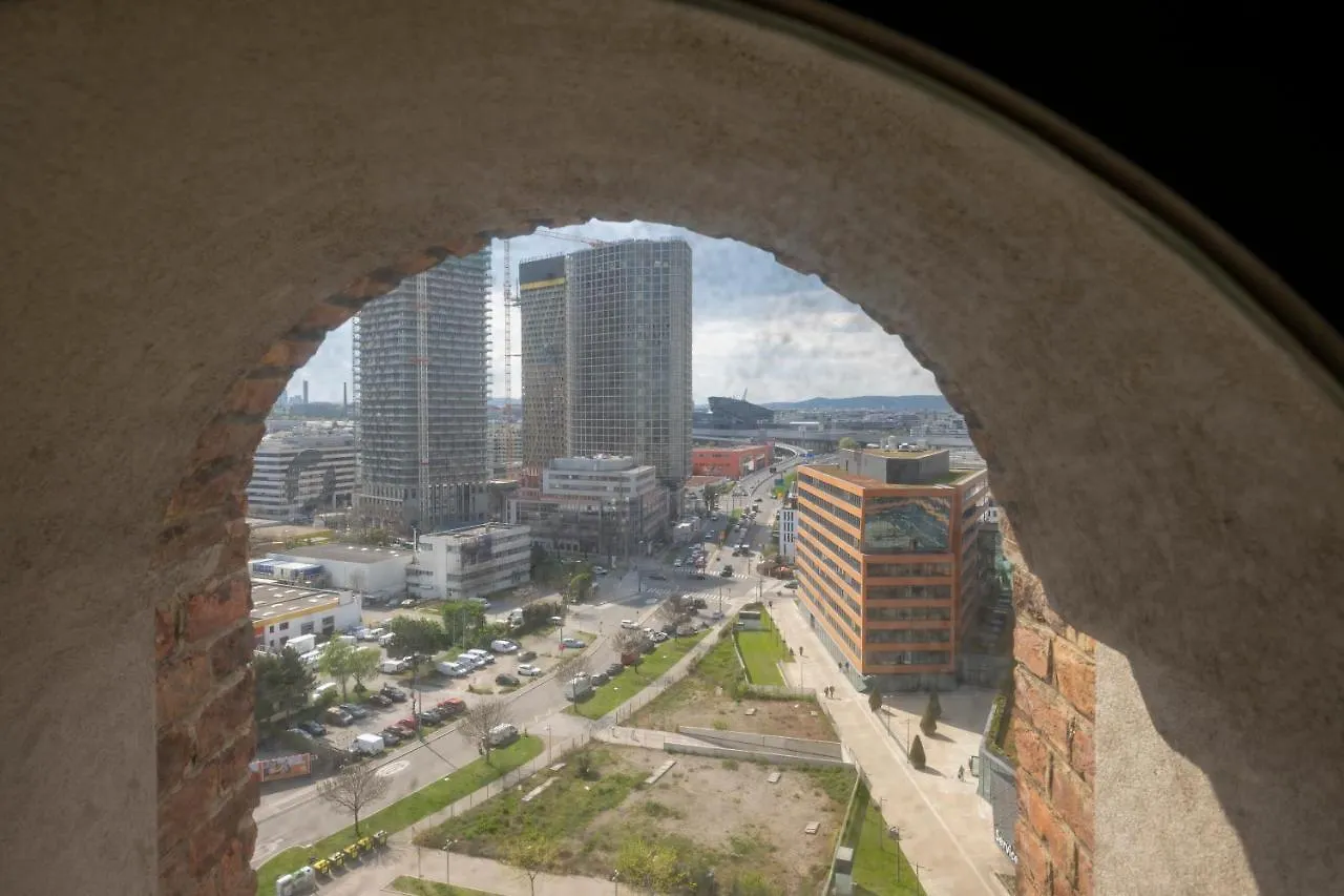 Urban Studio Gasometer By Ichbucheat Apartment Vienna