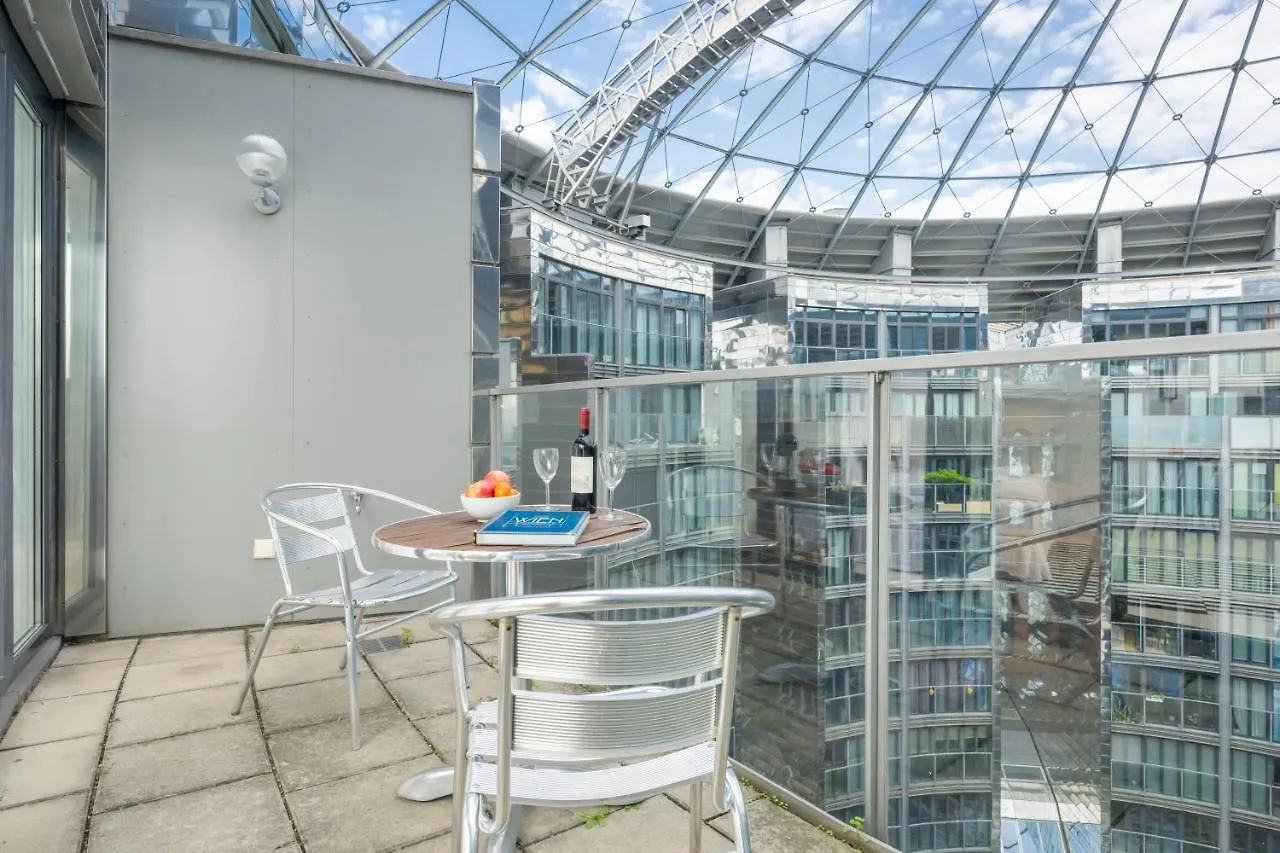 Urban Studio Gasometer By Ichbucheat Apartment Vienna