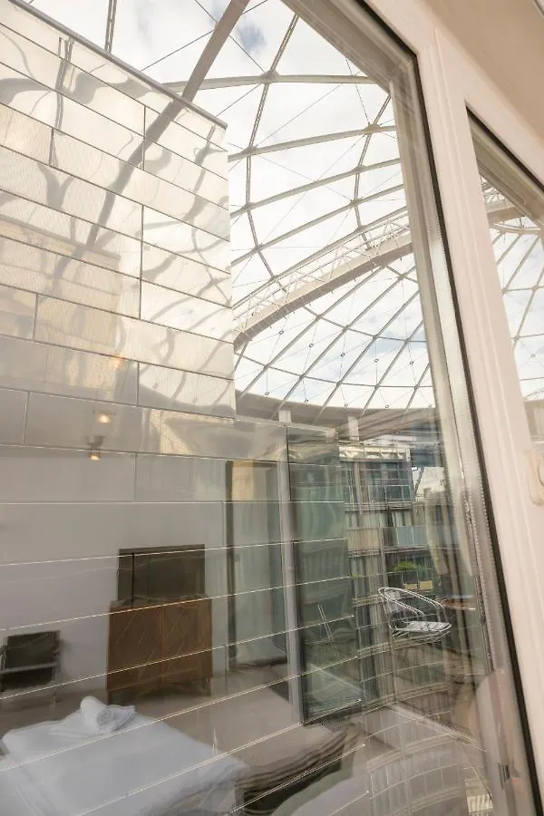 Urban Studio Gasometer By Ichbucheat Apartamento Viena